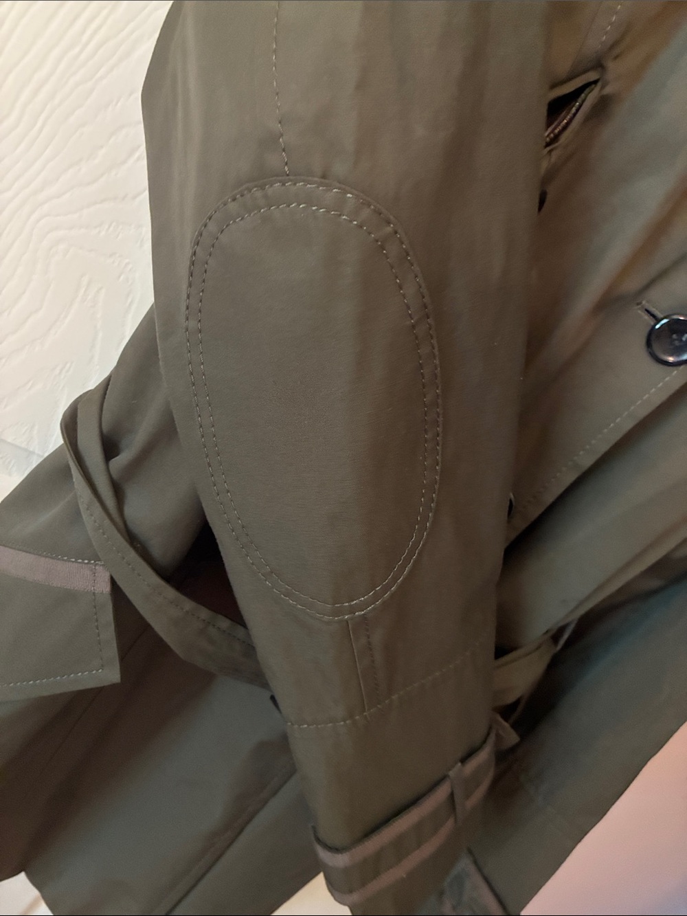 VINCE CAMUTO BELTED TRENCH COAT- GREEN - MEDIUM - EUC - Picture 6 of 14